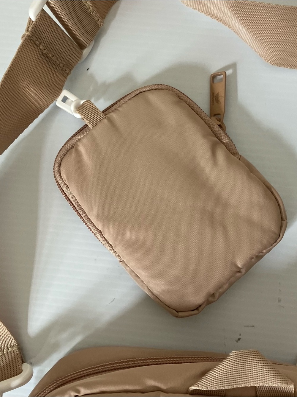 Adidas Originals Puffer Crossbody Bag Beige Neutral Nylon Mini Utility Bag - Picture 7 of 10